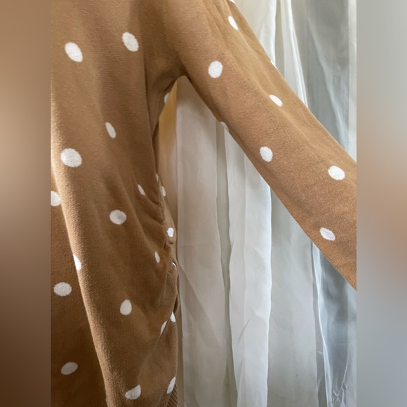 Old Navy Tan Polka Dot Sweater Dress - Picture 5 of 10
